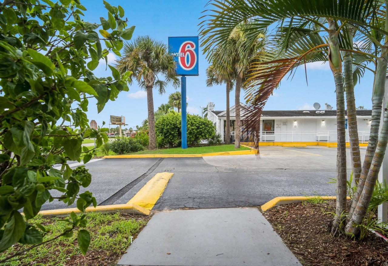 Motel 6-Fort Myers, Fl North Fort Myers Eksteriør bilde